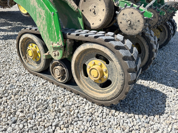 2023 John-Deere 1775NT