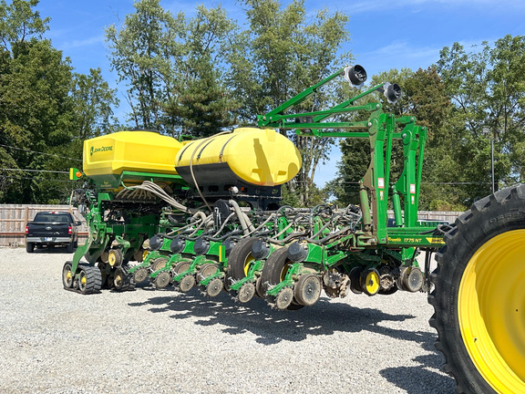 2023 John-Deere 1775NT