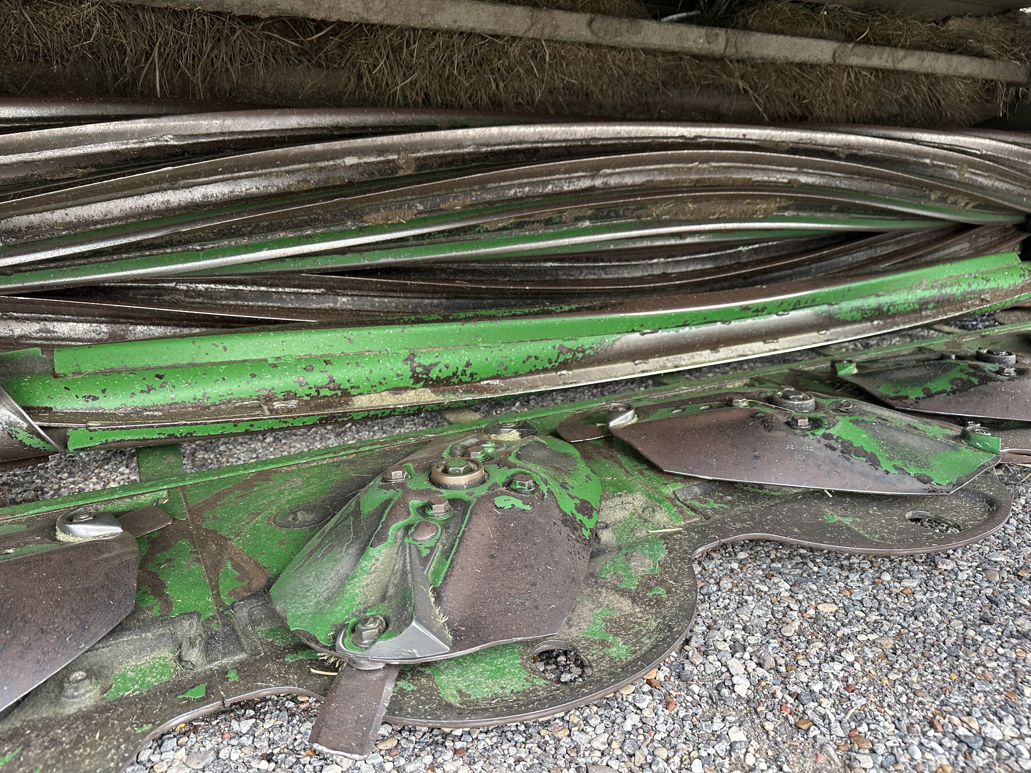 2023 John Deere W235R Image 26
