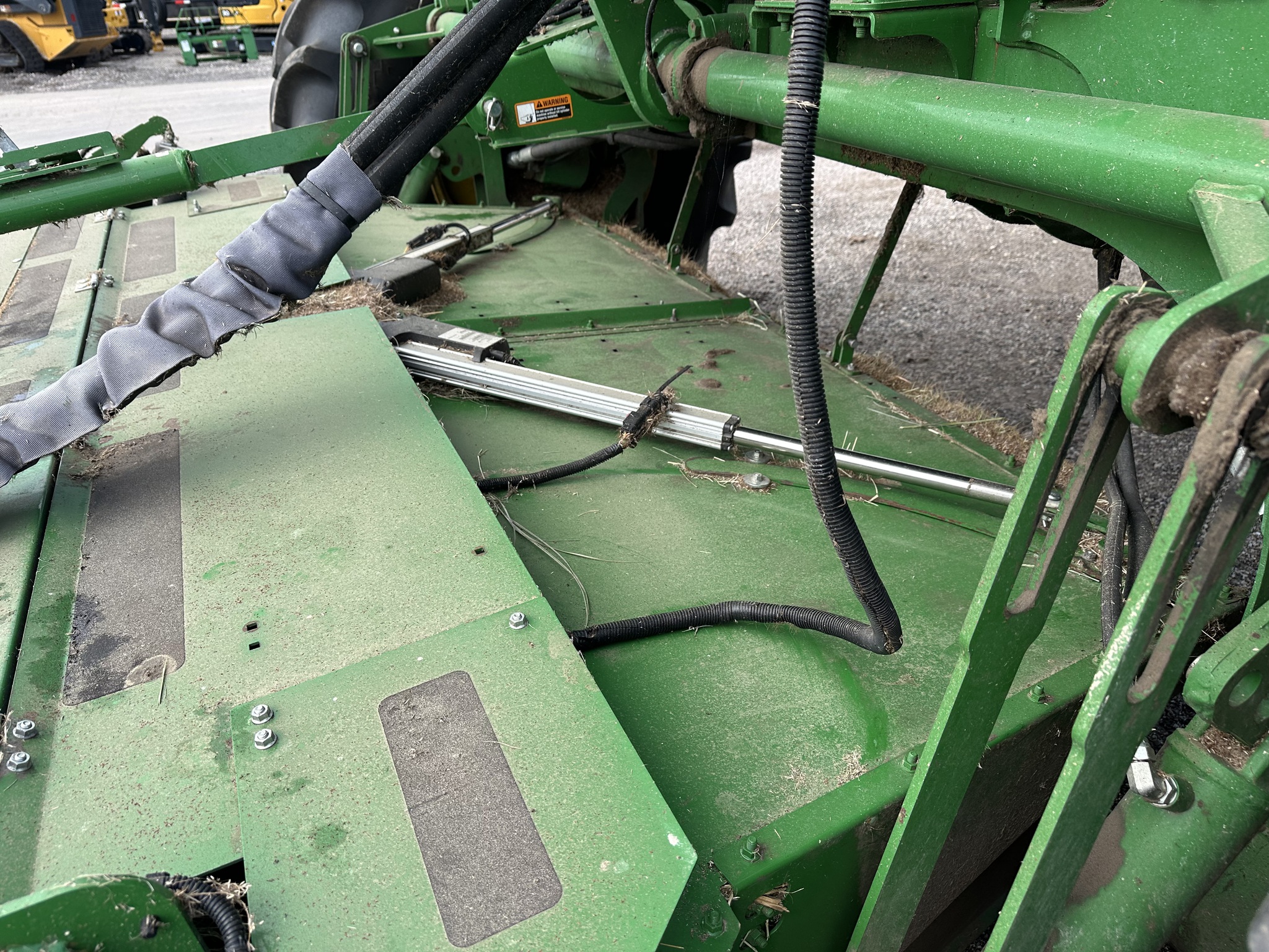 2023 John Deere W235R Image 27