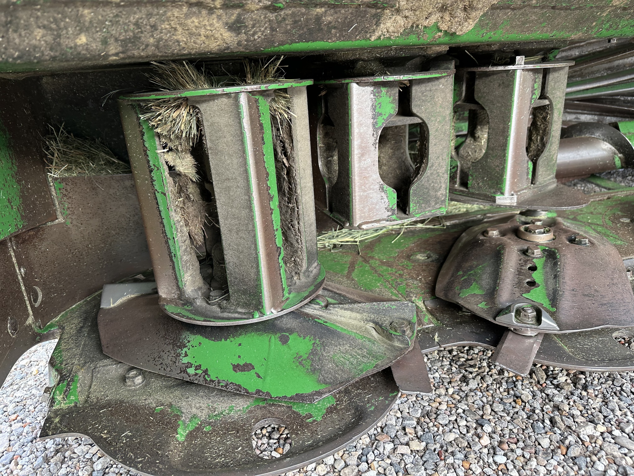 2023 John Deere W235R Image 25
