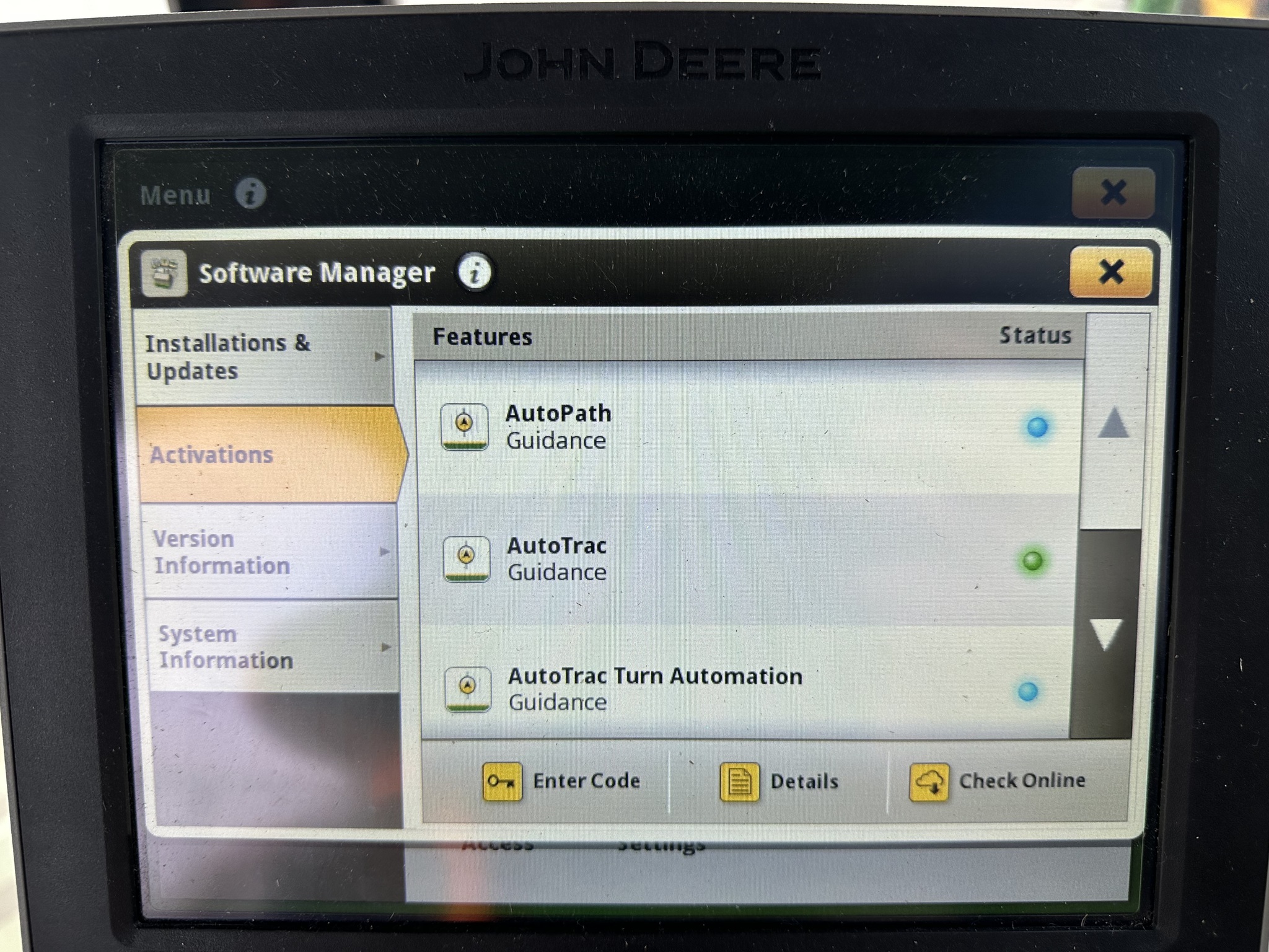2023 John Deere W235R Image 12