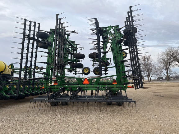 2012 John Deere 2210 - Photo6