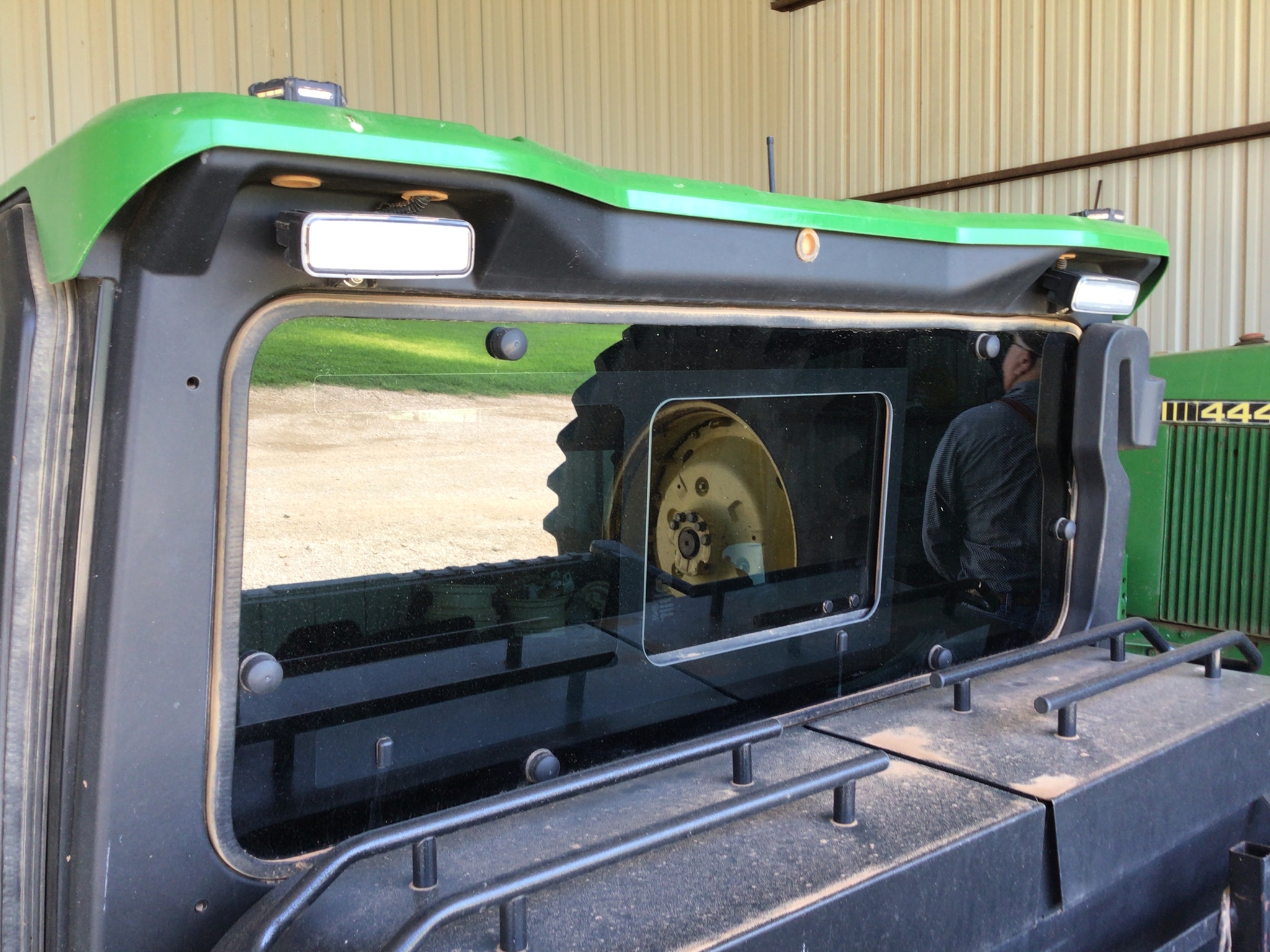 2022 John Deere XUV 835R Image 13