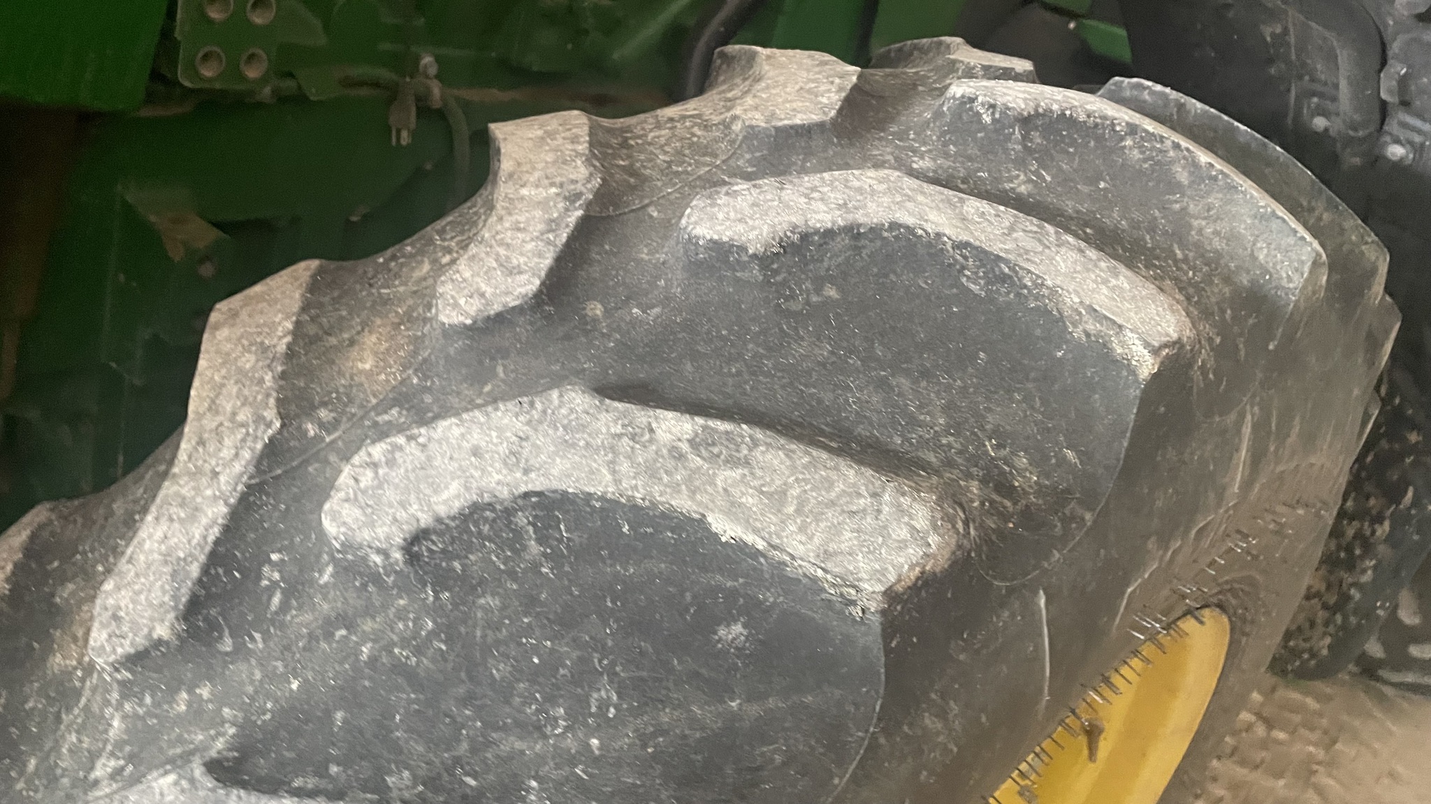 2016 John Deere 8245R Image 29