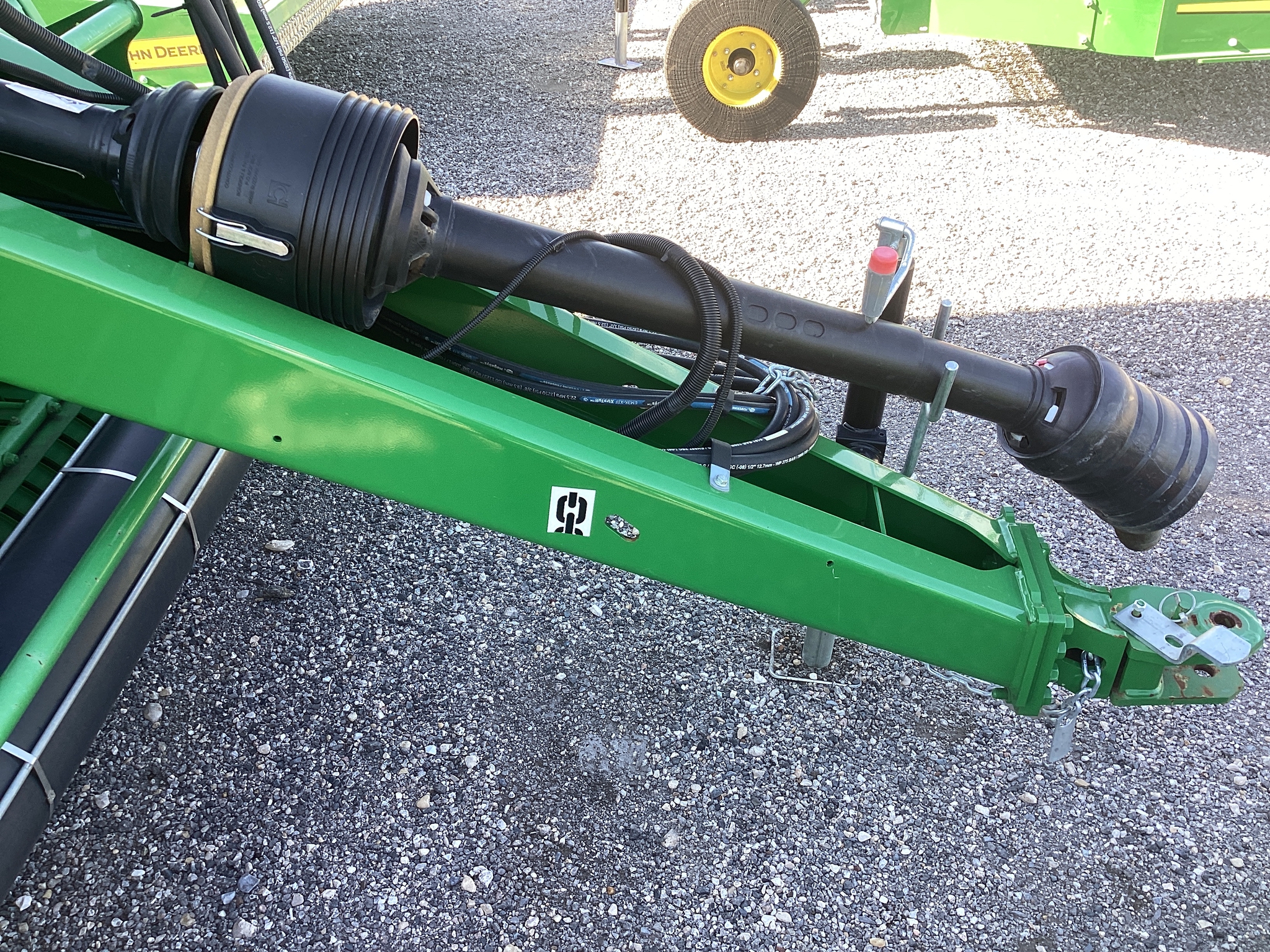 2022 John Deere 560M Image 4