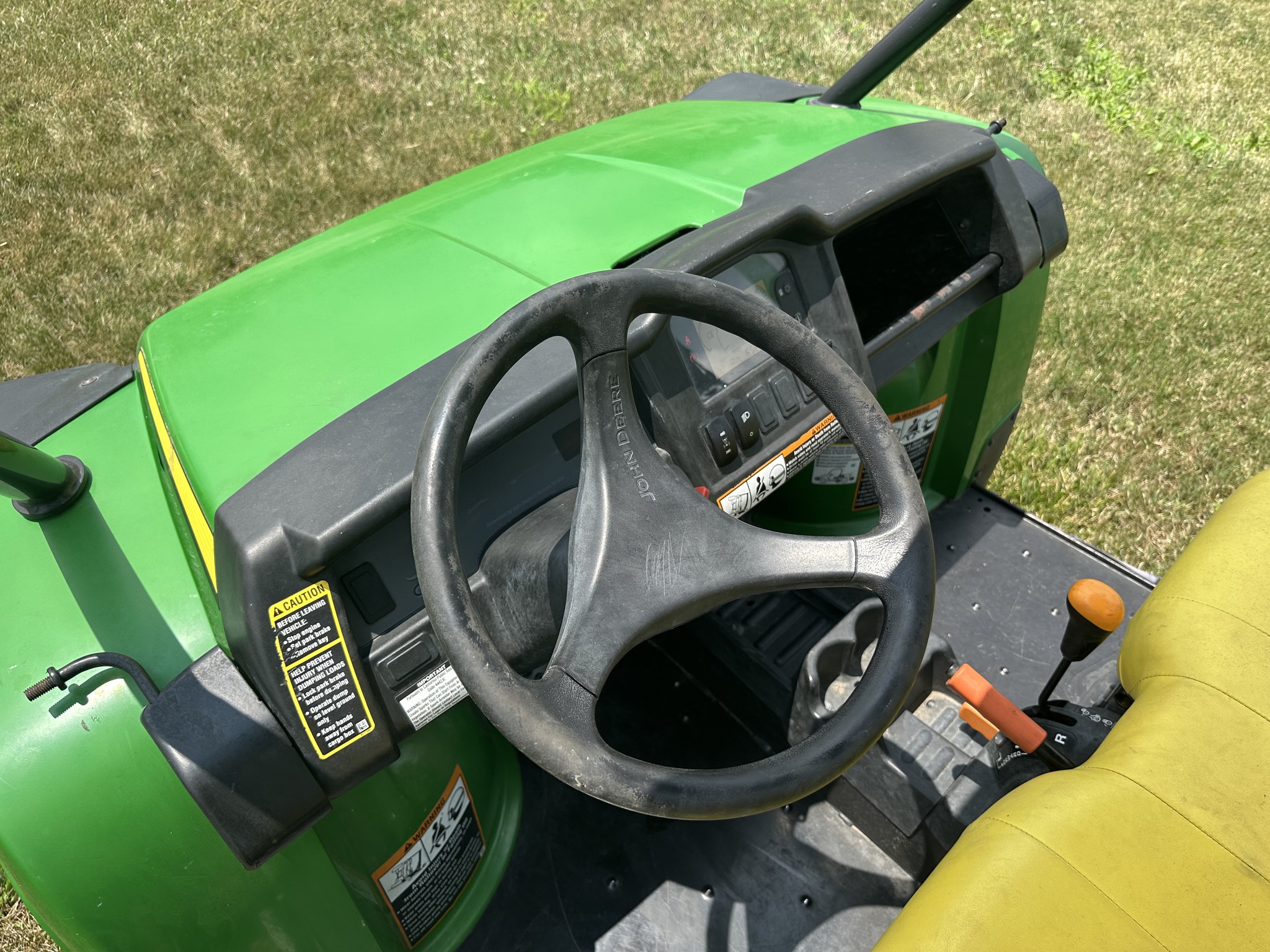  2018 John Deere XUV 825M at Heritage Tractor in Lexington, IL