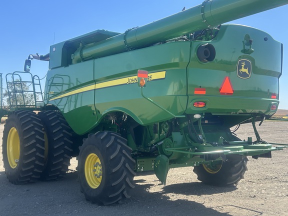 2021 John Deere S780 (2nd thumbnail)