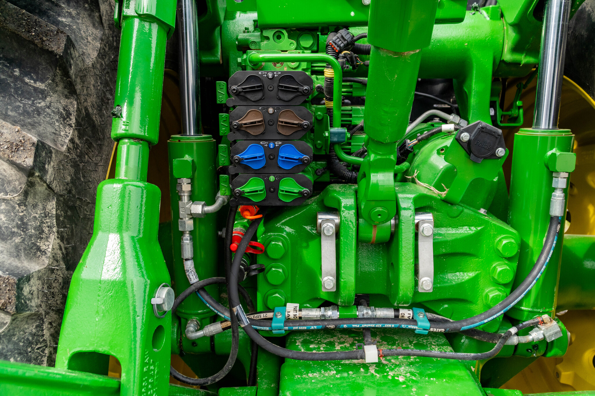 Used 2024 John Deere 9R 440 Articulated 4WD Tractors at Koenig Equipment in Greensburg, IN - PhotoXL16