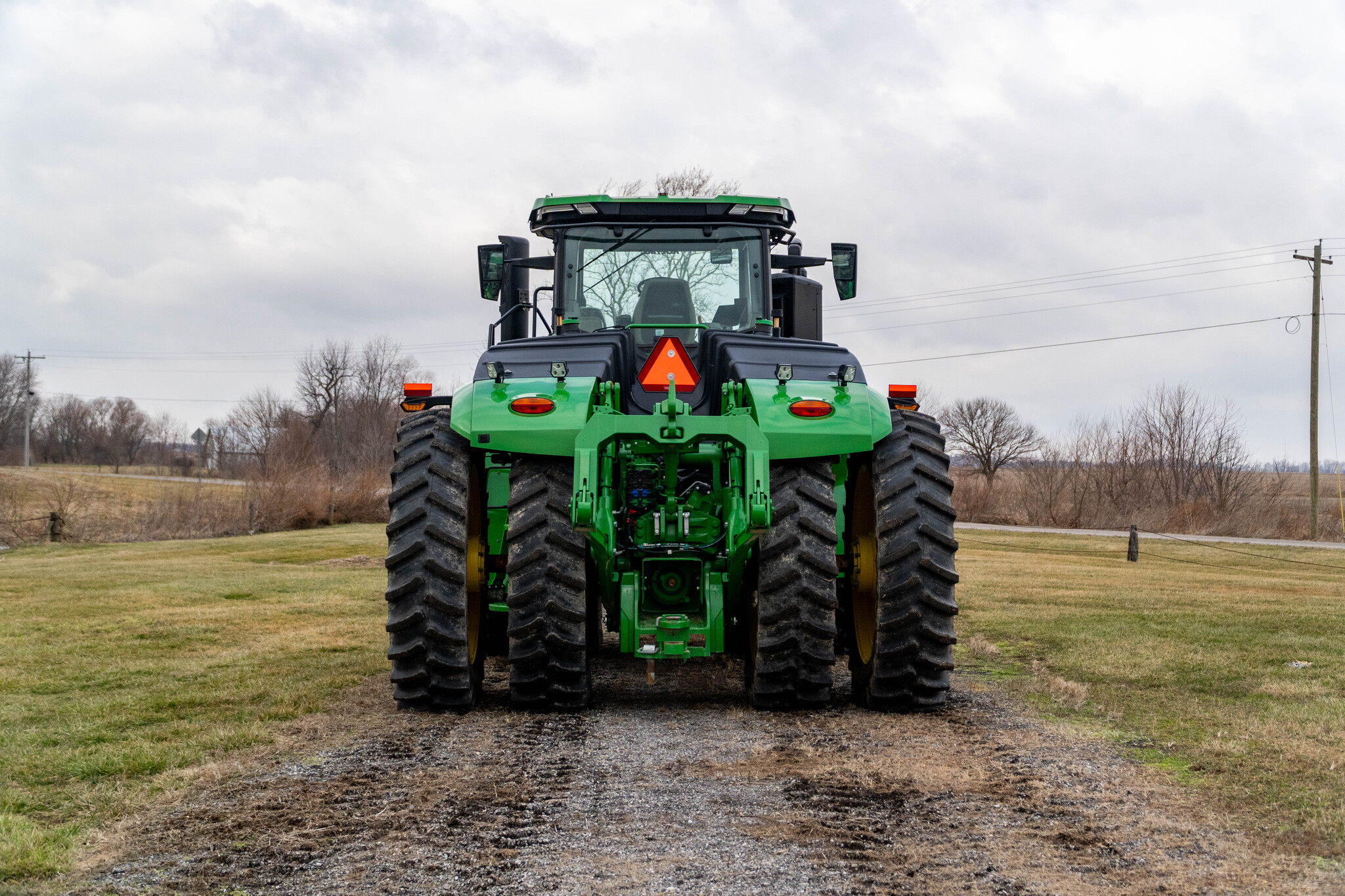 Used 2024 John Deere 9R 440 Articulated 4WD Tractors at Koenig Equipment in Greensburg, IN - PhotoXL3