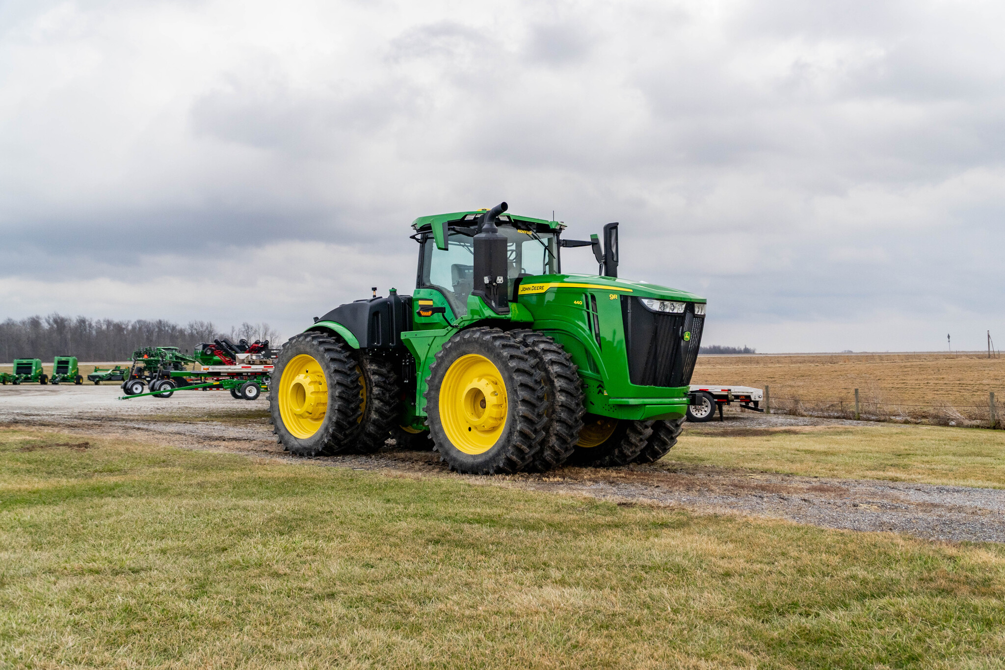Used 2024 John Deere 9R 440 Articulated 4WD Tractors at Koenig Equipment in Greensburg, IN - PhotoXL6