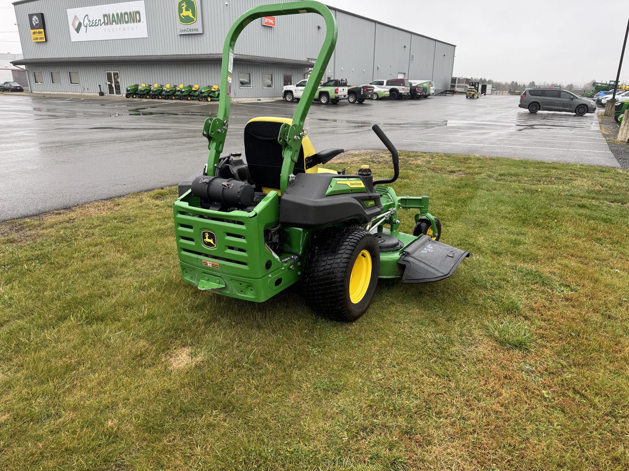 2016 John Deere Z915B Image 4