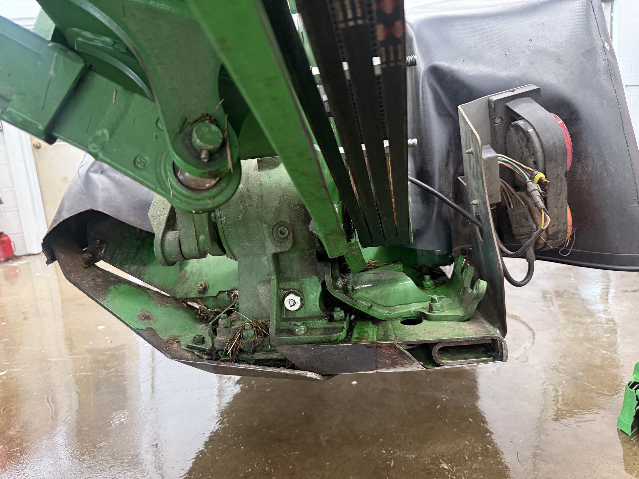 2023 John Deere R280 Image 8