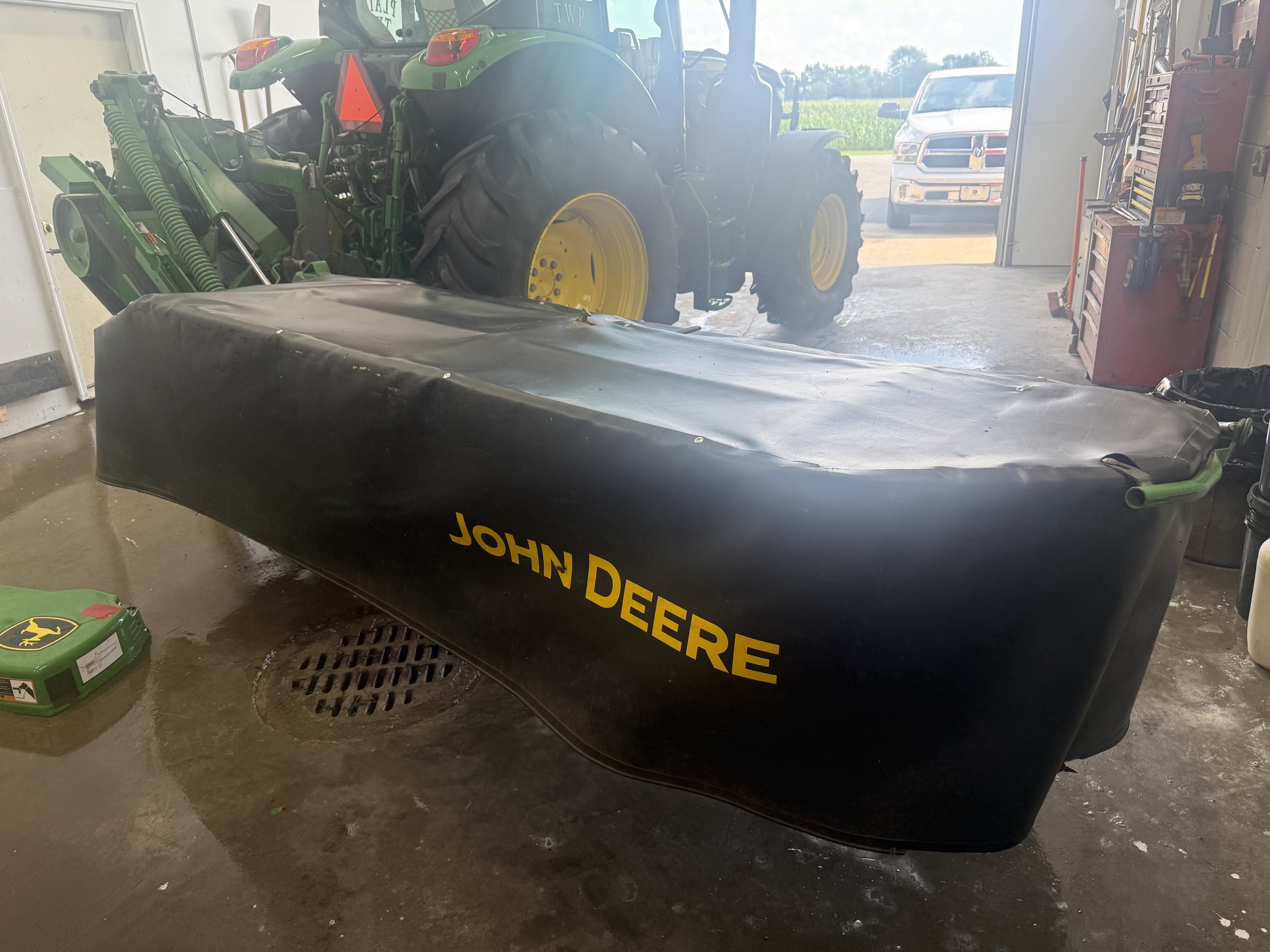 2023 John Deere R280 Image 2