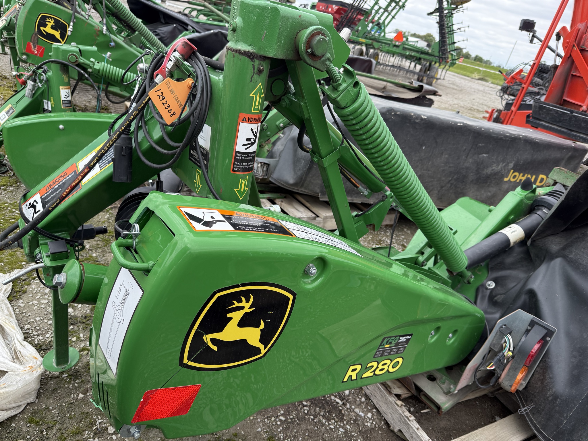 2023 John Deere R280 Image 1