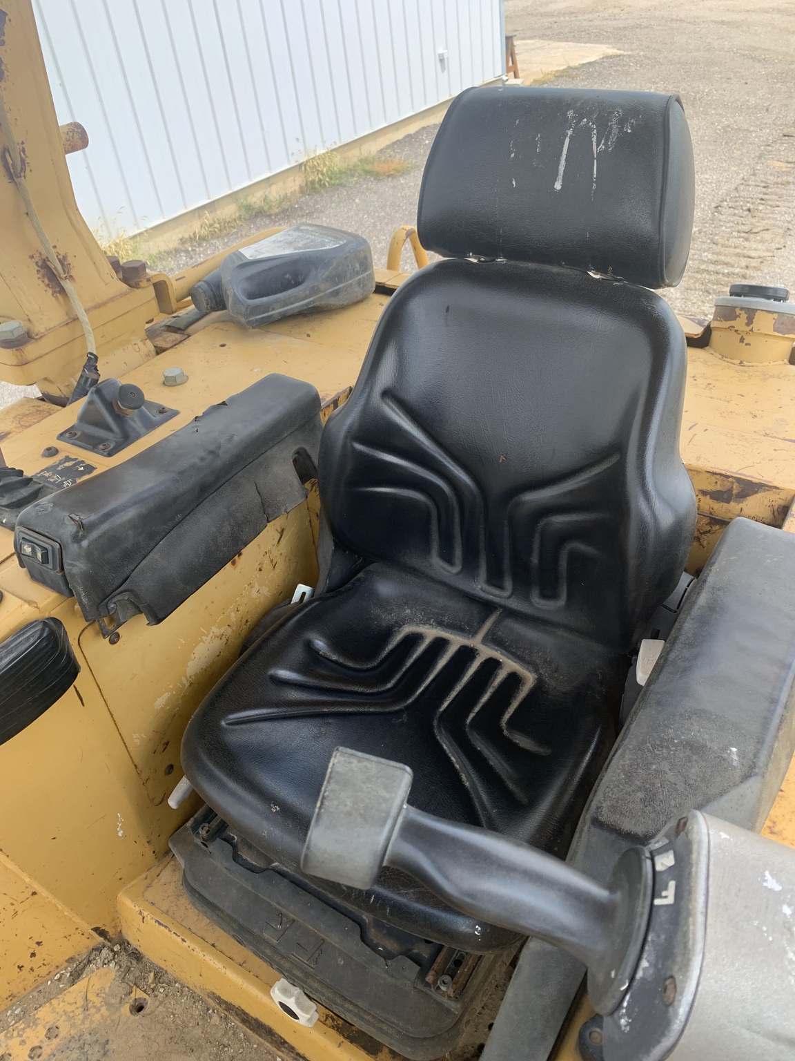 2003 Caterpillar D6N Image 9