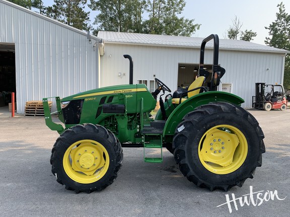 Photo of 2024 John Deere 5060E