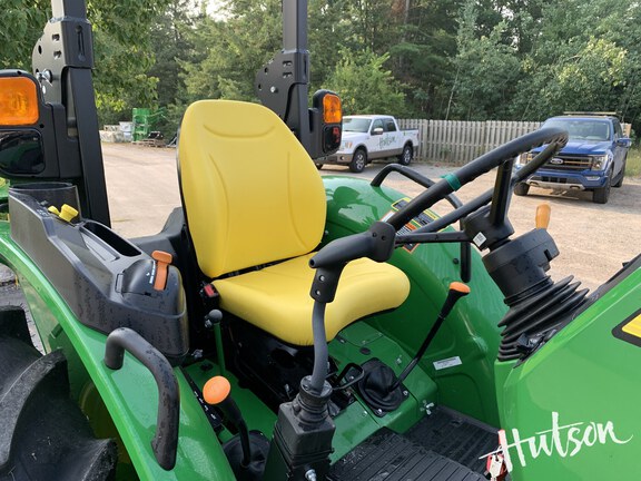 Photo of 2024 John Deere 5060E
