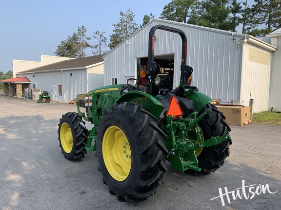 Photo of 2024 John Deere 5060E