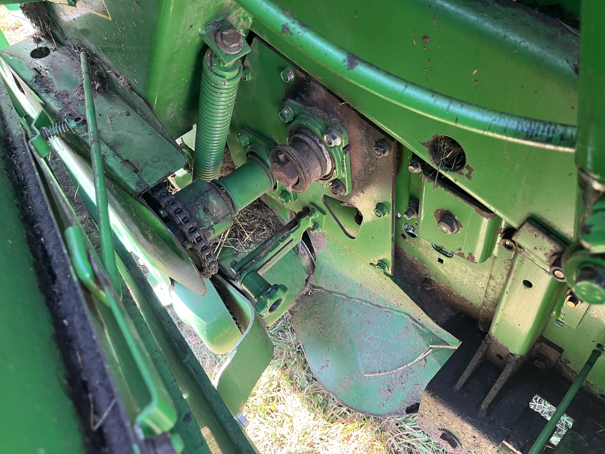  2000 John Deere 566 at Heritage Tractor in Lockwood, MO