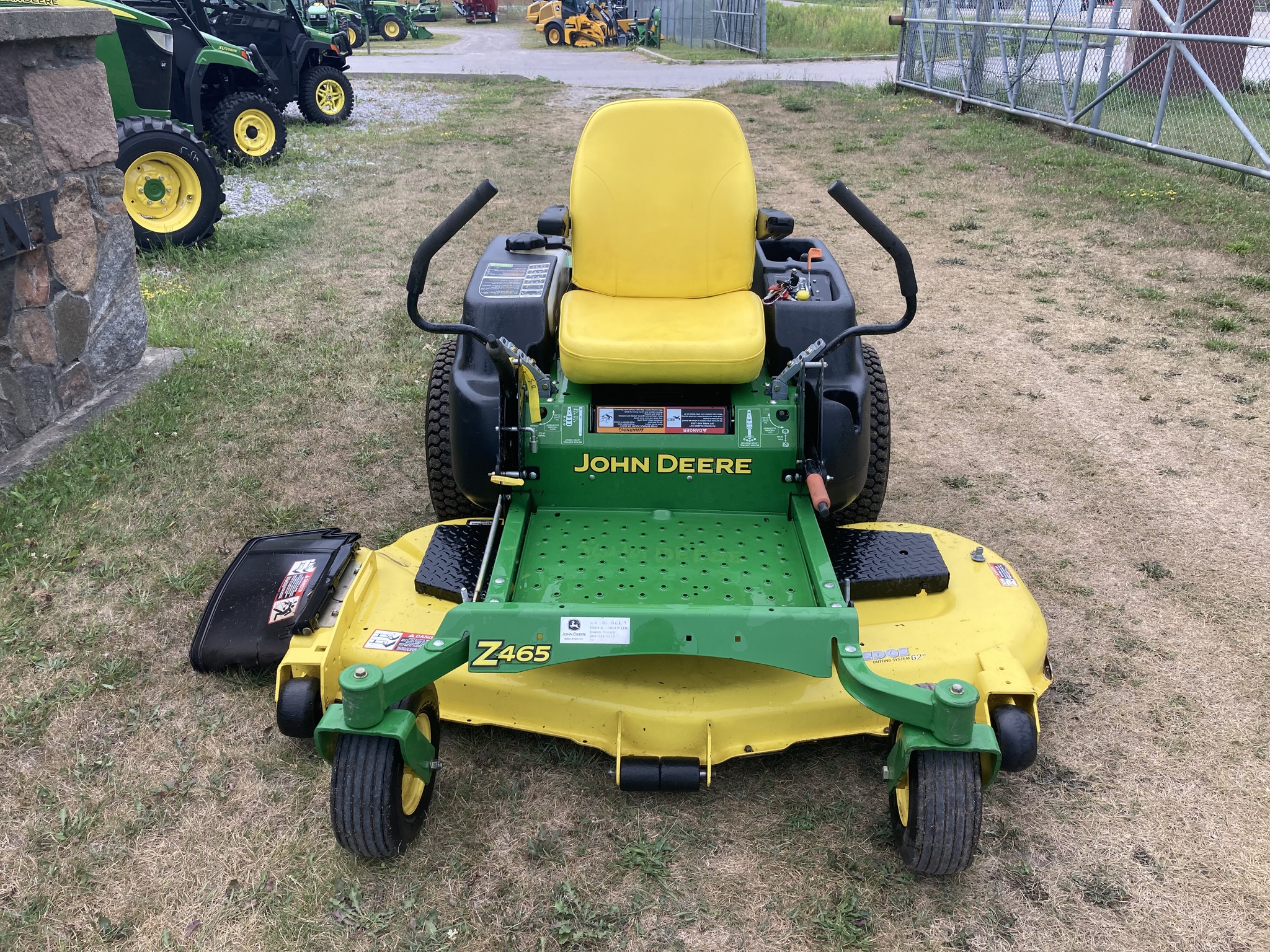 2010 John Deere Z465 Image 2