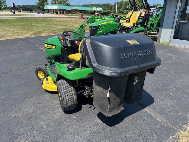 John Deere X304 Image 2