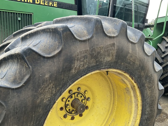 Photo of 1991 John Deere 8760