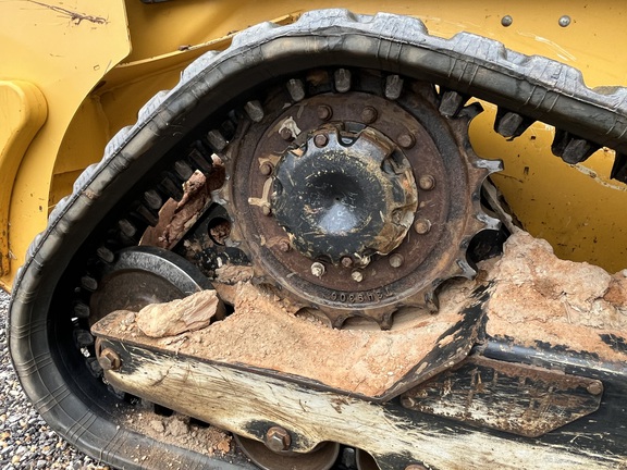 2017 John Deere 317G Photo 5