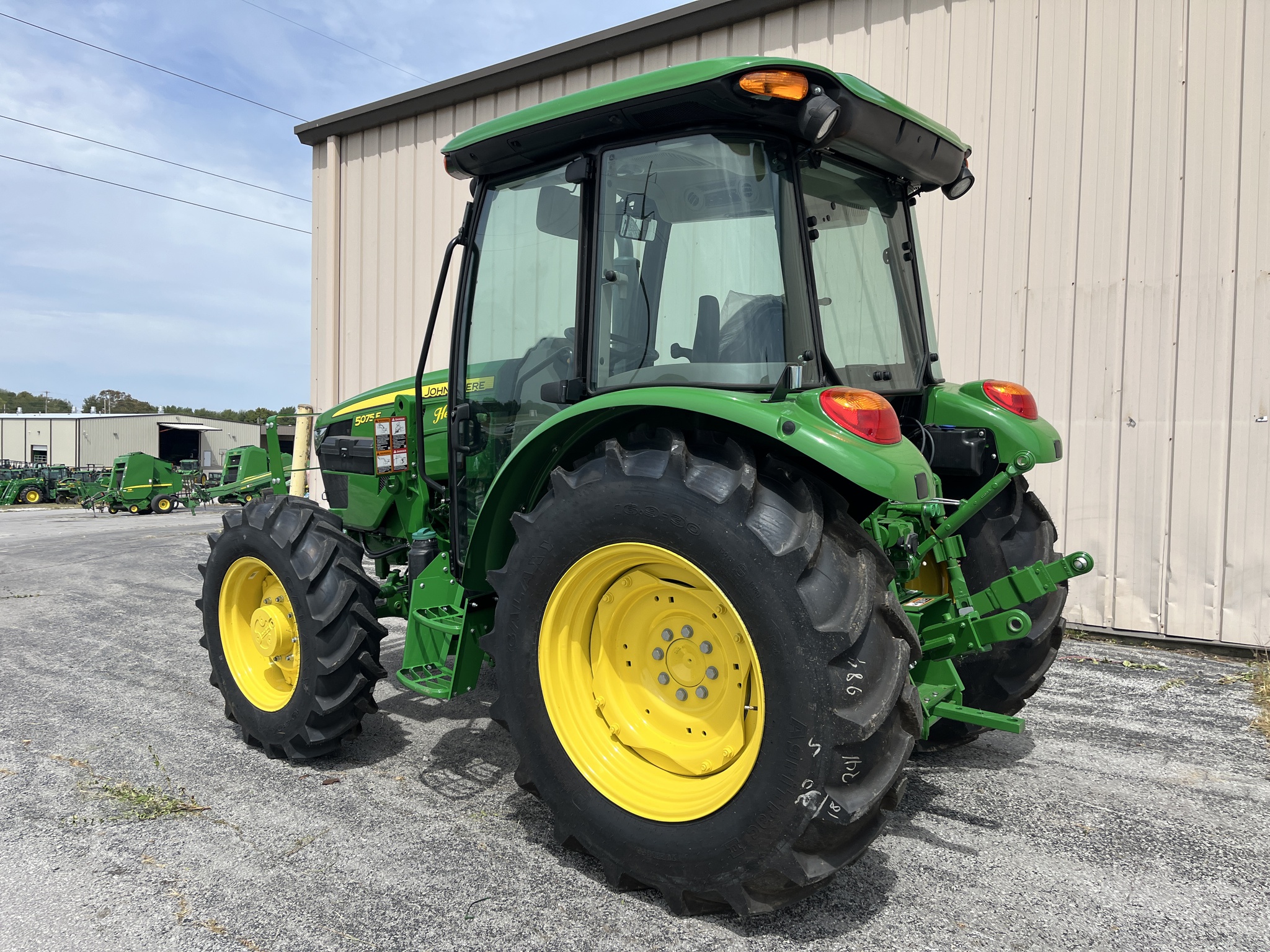  2024 John Deere 5075E at Heritage Tractor in Rogersville, MO