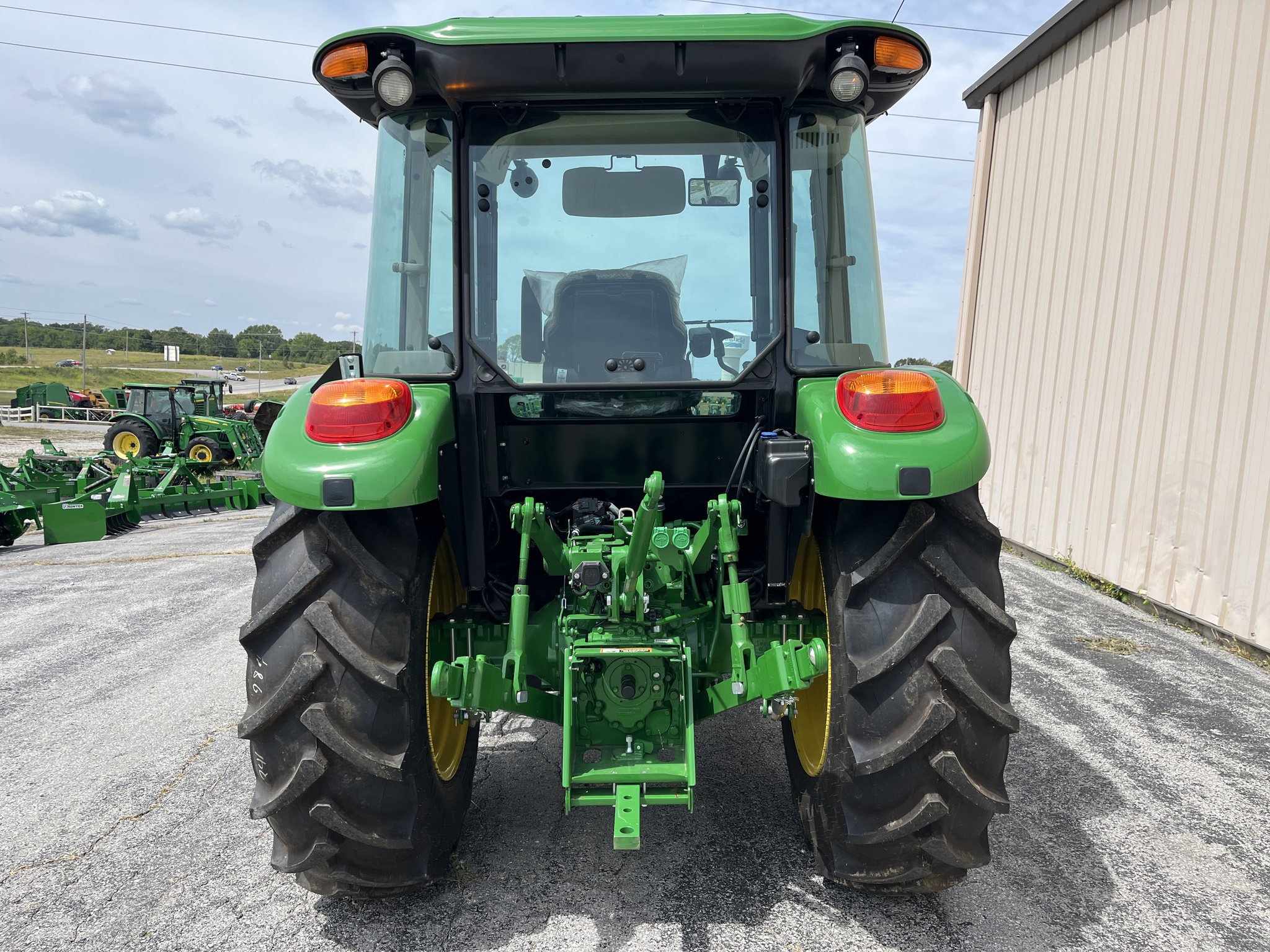  2024 John Deere 5075E at Heritage Tractor in Rogersville, MO