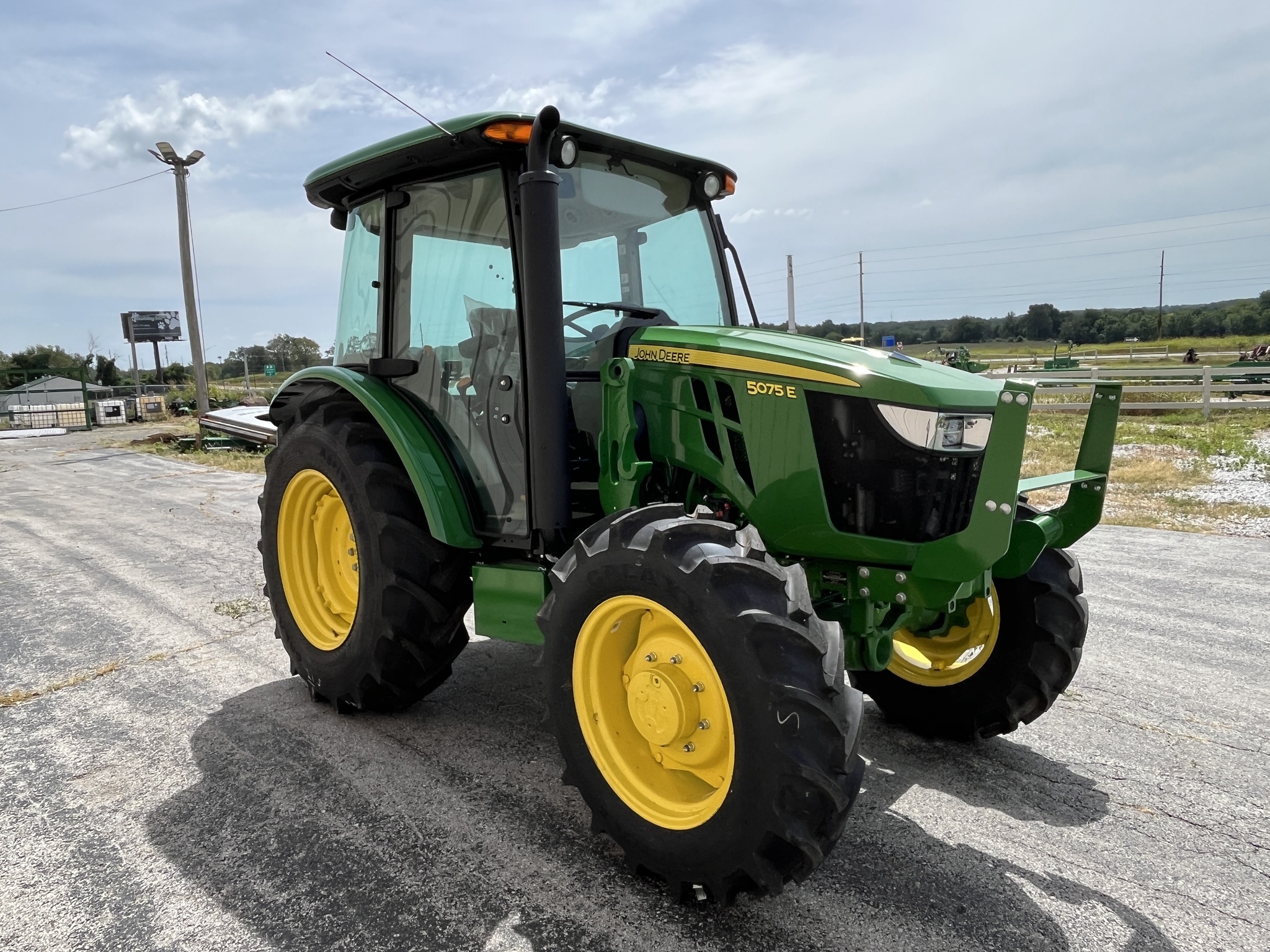  2024 John Deere 5075E at Heritage Tractor in Rogersville, MO