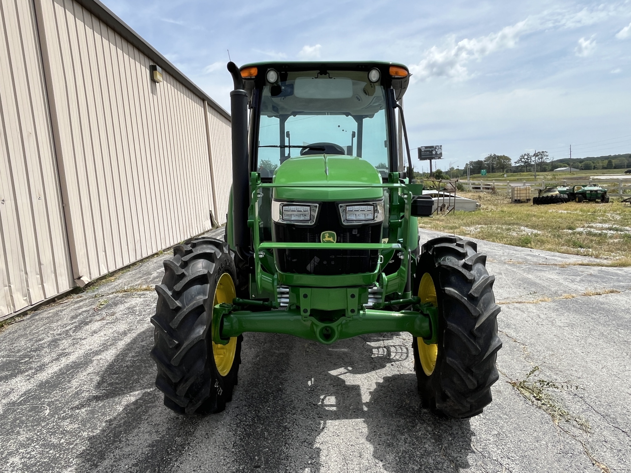  2024 John Deere 5075E at Heritage Tractor in Rogersville, MO