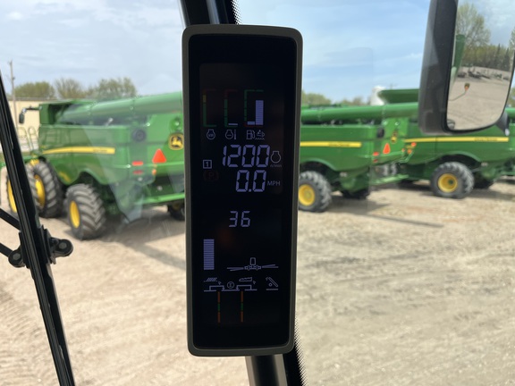 2024 John Deere S790 - Photo31