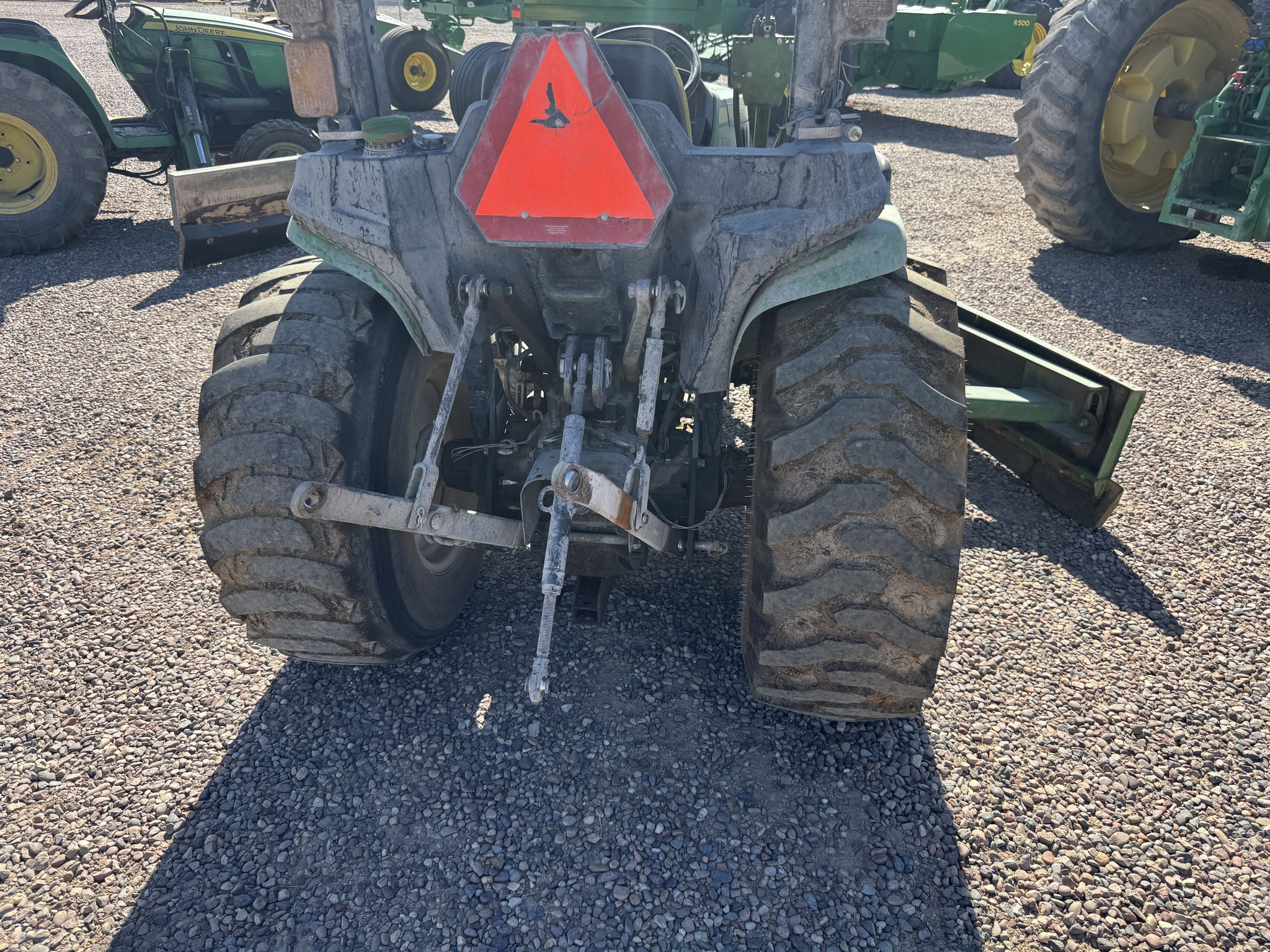 2022 John Deere 3025E Image 7