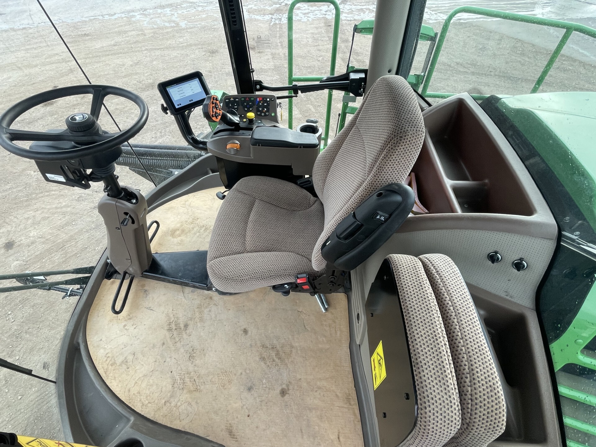 2024 John Deere W170 Image 20