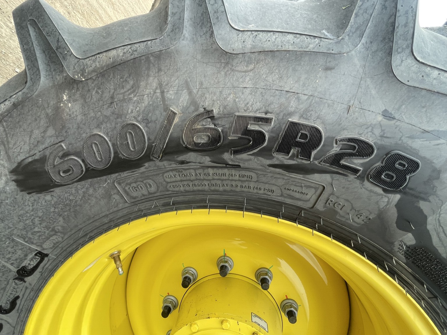 2024 John Deere W170 Image 9