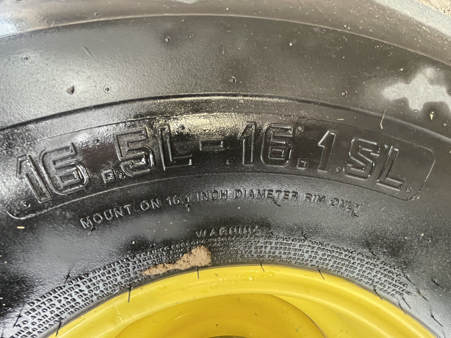 2024 John Deere W170 Image 11