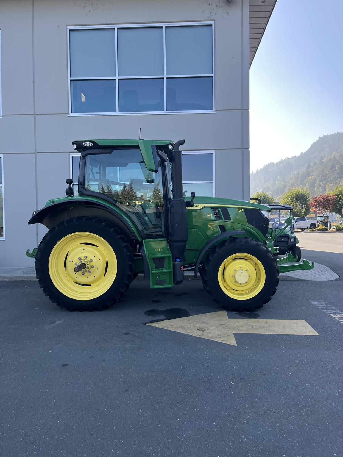 2023 John Deere 6R 130 Image 3