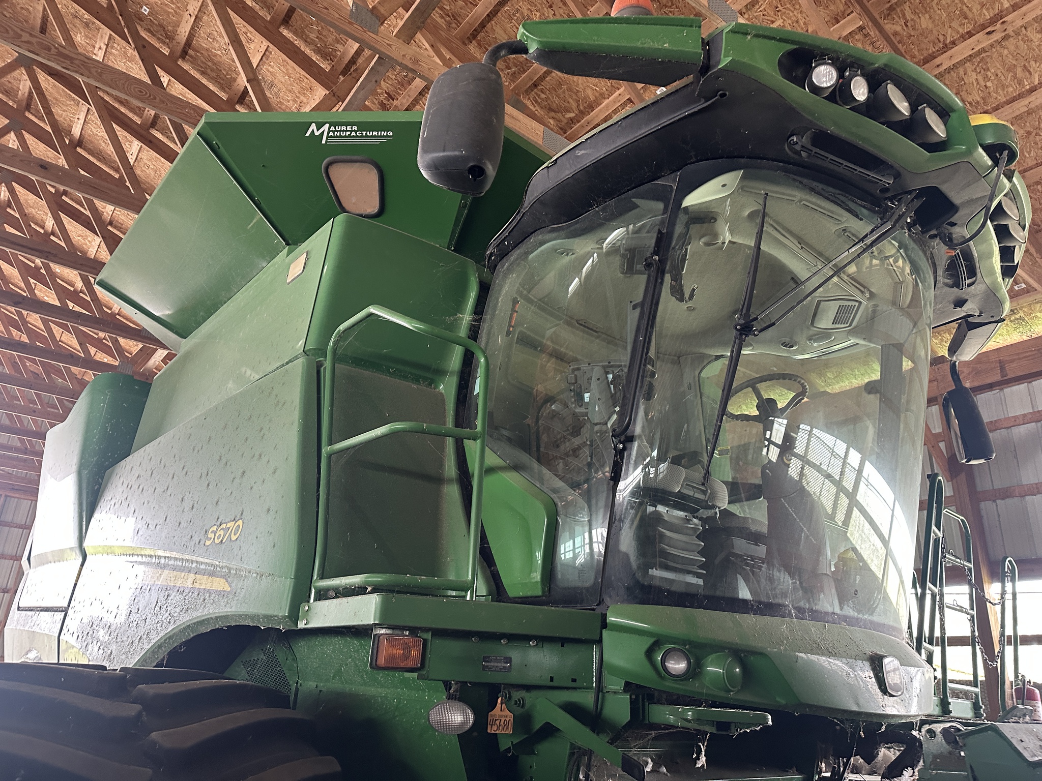 2015 John Deere S670 Image 1