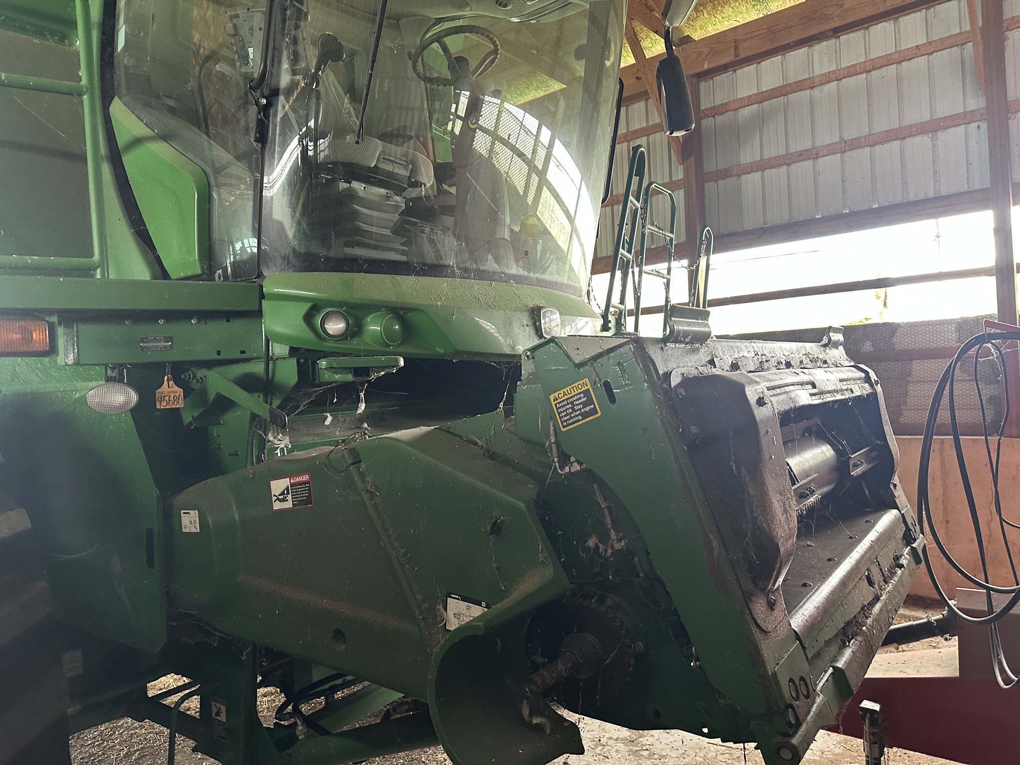 2015 John Deere S670 Image 2