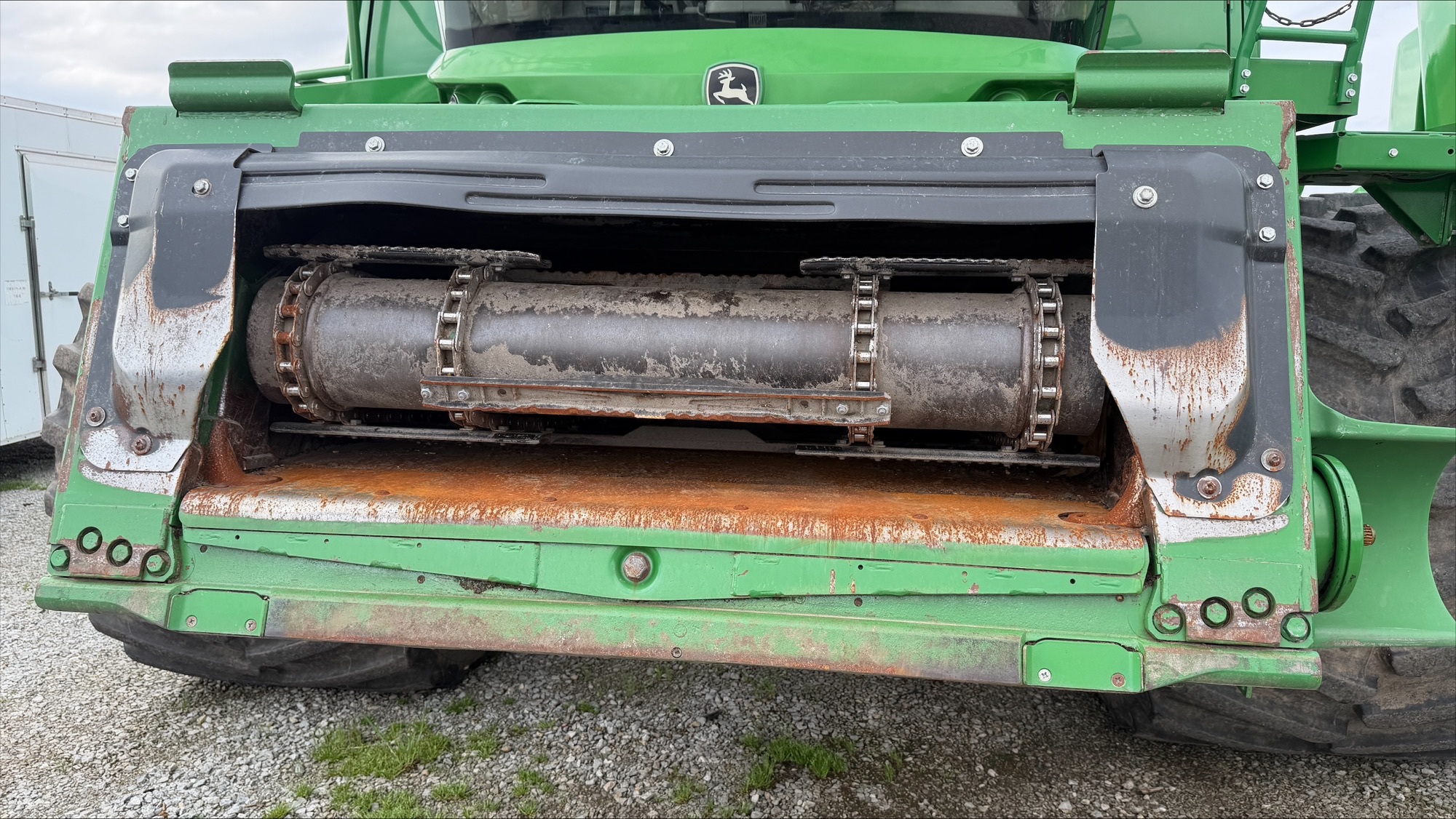 2015 John Deere S670 Image 13