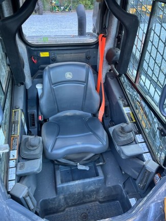 2023 John Deere 320G