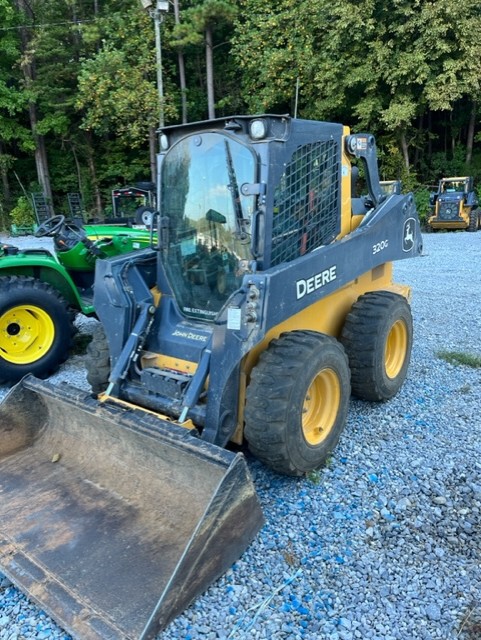 2023 John Deere 320G