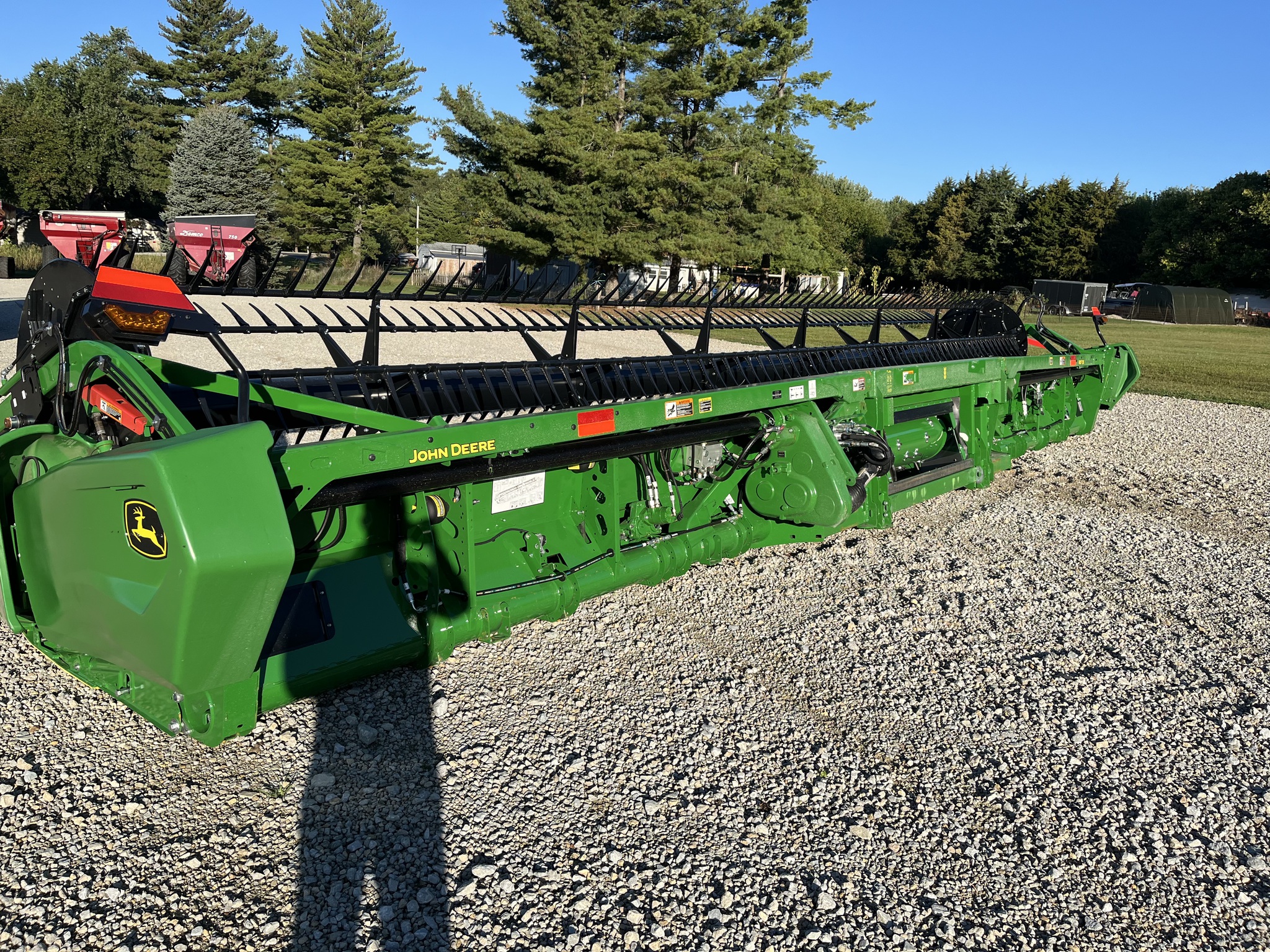 2025 John Deere RDF 35 Image 3