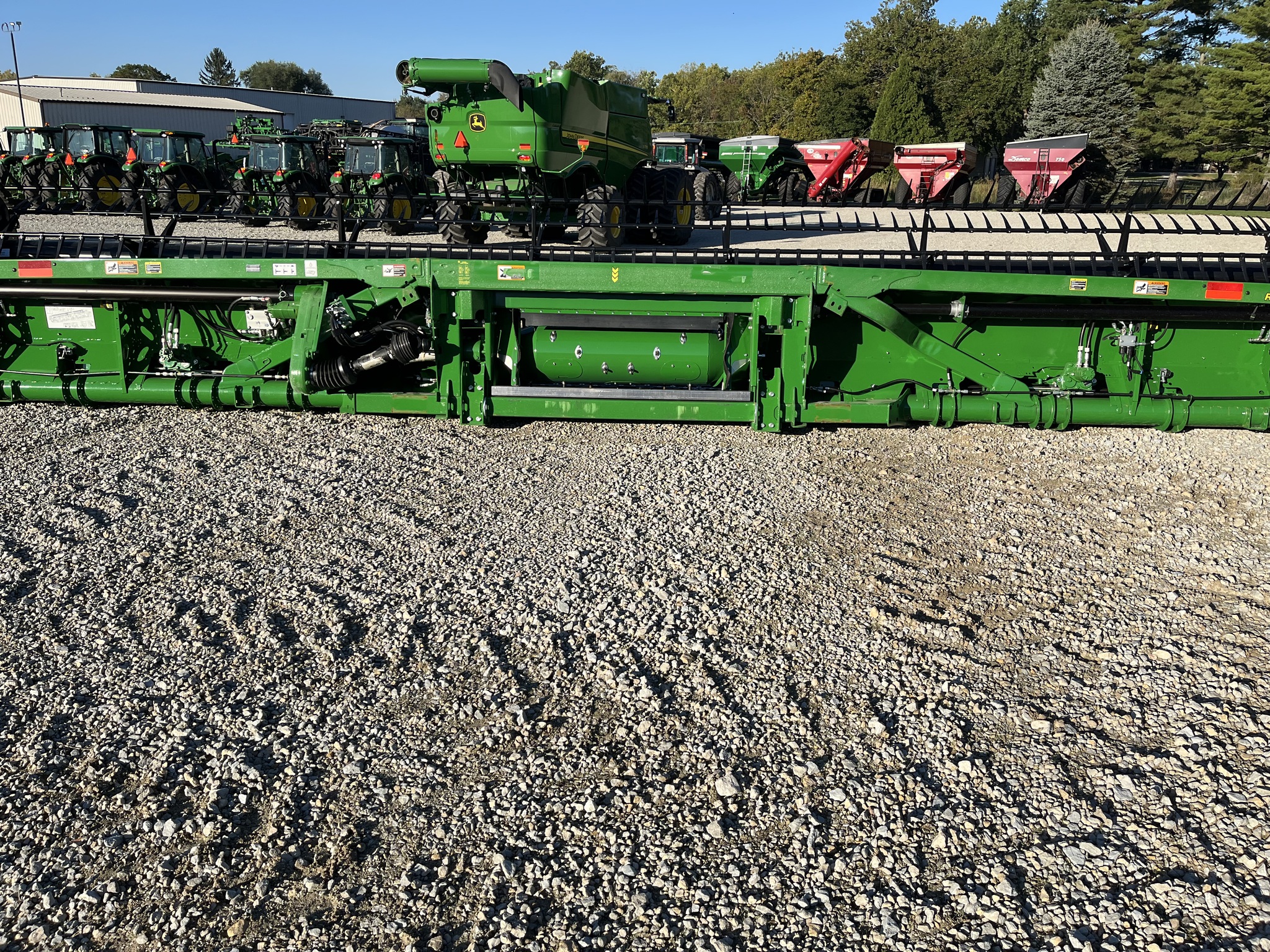 2025 John Deere RDF 35 Image 4