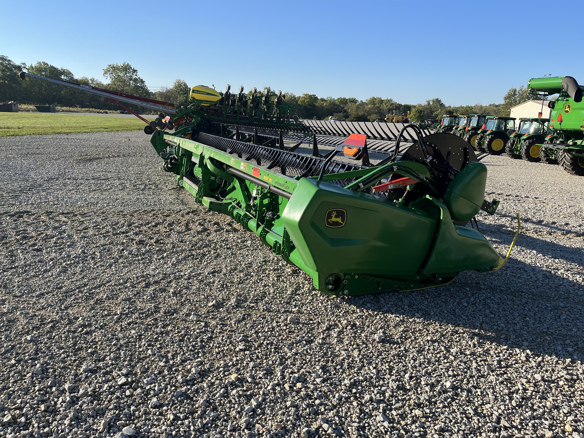 2025 John Deere RDF 35 Image 5