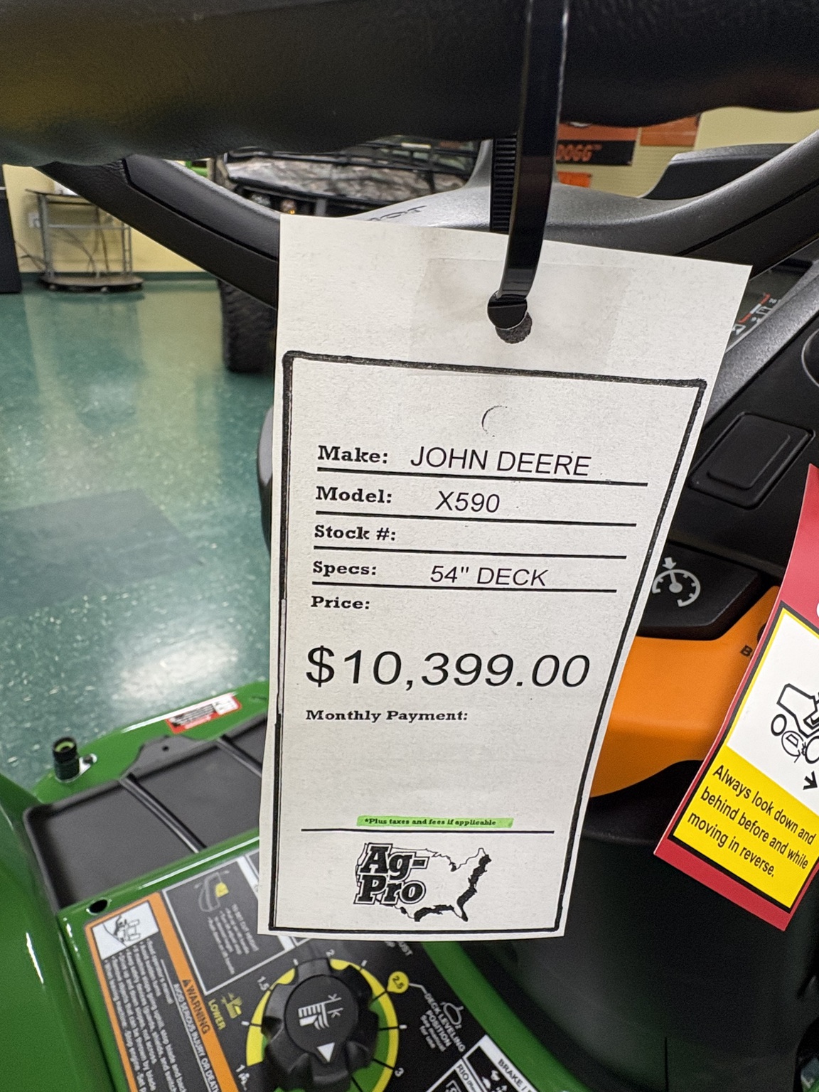 2025 John Deere X590 Image 2