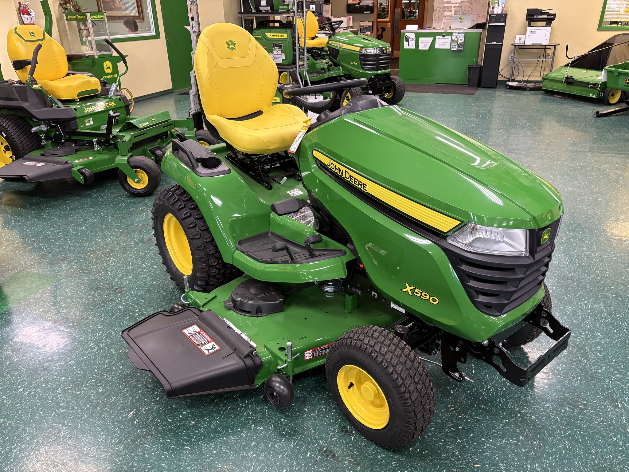 2025 John Deere X590 Image 1