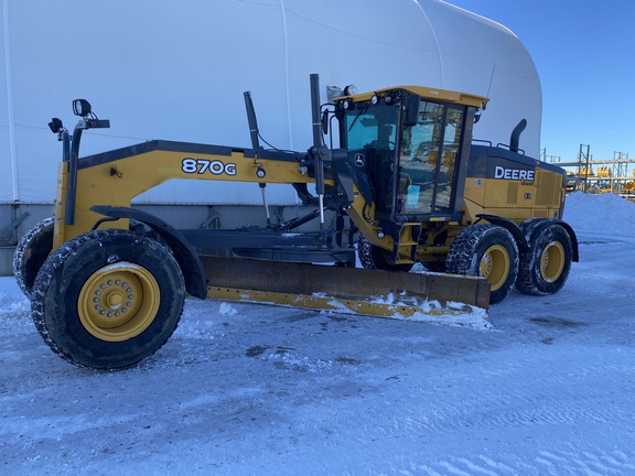 Photo of a 2020 John Deere 870G