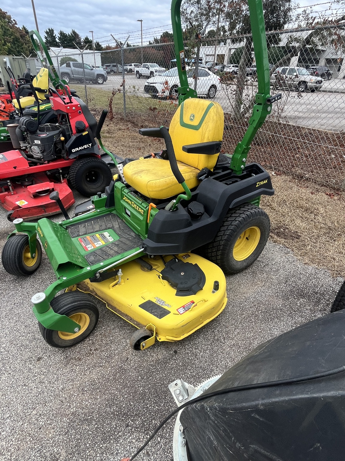 2022 John Deere Z530M Image 2